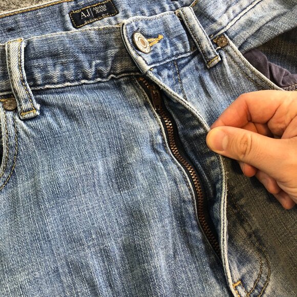 Armani J31 Jeans Mens 32x32 Blue Stretch Logo Emblem Straight Regular Fit Denim - Picture 6 of 15